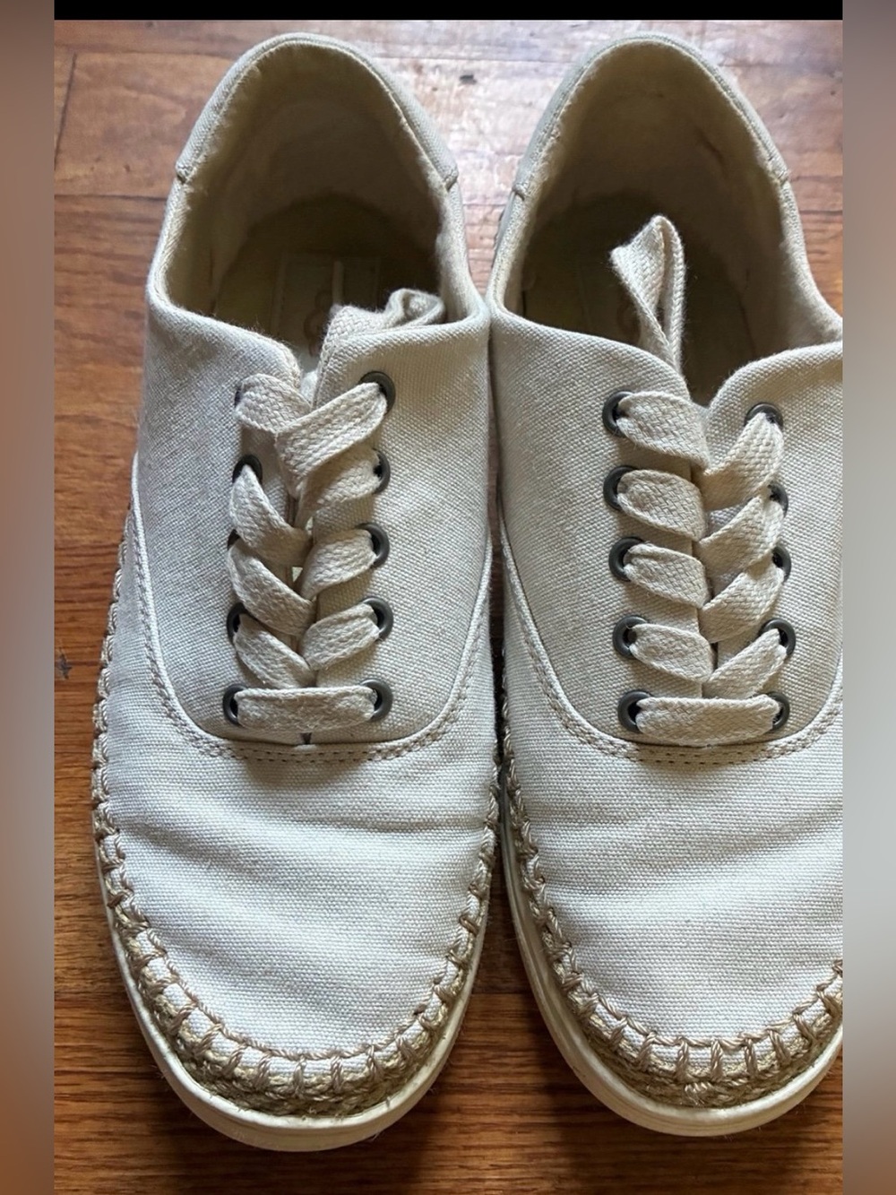 Uggs women’s canvas lace up fashion sneakers